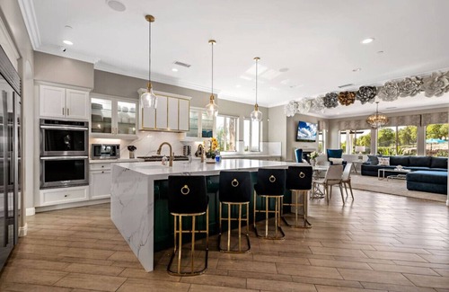 Temecula House | Contemporary Wine Country Oasis