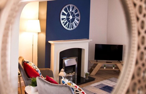 Doncaster House | Contractors-Business-Travel-Free-parking-A1&M18