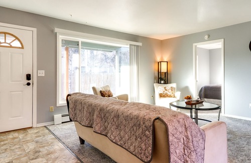 Northeast Anchorage Apartment | Convenient Anchorage Apartment ~ 6 Mi to Town!