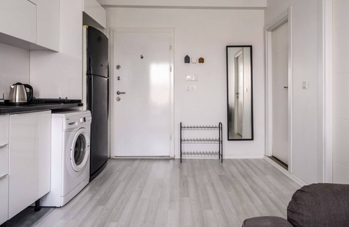 Esenyurt Apartment | Convenient and Modern Flat in Central Beylikduzu