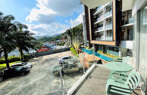 Karon Apartment | Convenient Karon studio, walk to beach & market