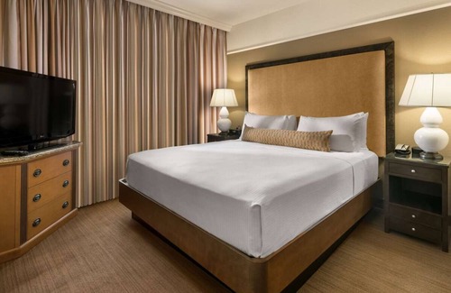 Gainey Village Villas Resort | Convenient Stay, Superb Location! Near Portalis Office Park, Free Parking!