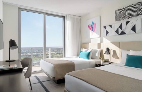 Hollywood South Central Beach Hotel | Convenient Stay, Superb Location! Pool, Kitchen