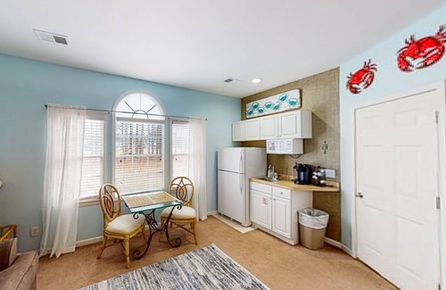 Sea Trail Apartment | Convenient studio with outdoor pool, patio, central AC & beach access