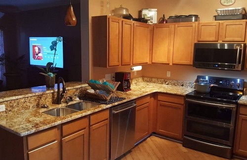 Greer House | CONVENIENTLY EVERYTHING! Comfort Away from Home!