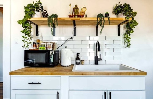 Brewery District House | Convention - Pets - Short North - Parking Free