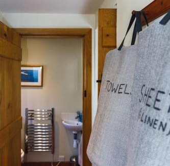 Haverfordwest Apartment | Converted Buttery Cottage in Pembrokeshire