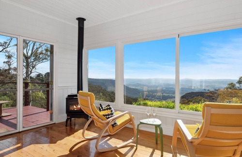 Blackheath House | Cooee Cottage Spectacular Views Blackheath