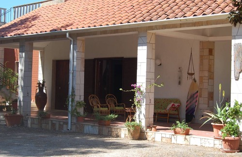 Lizzano House | COOEE Surf House and Hospitality