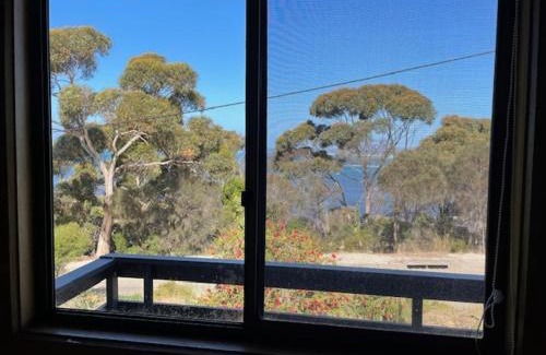 American River Apartment | Cooinda Holiday Village Cabins