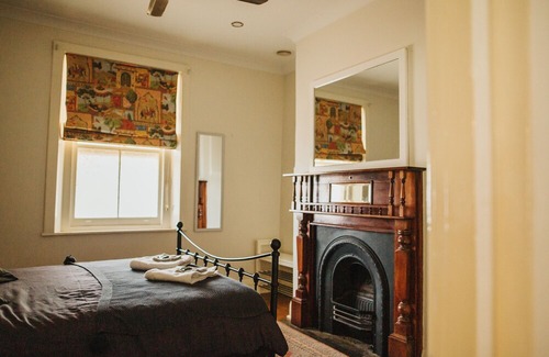 Clare House | Cooke Cottage- Luxury family accommodation in the middle of the Clare Valley