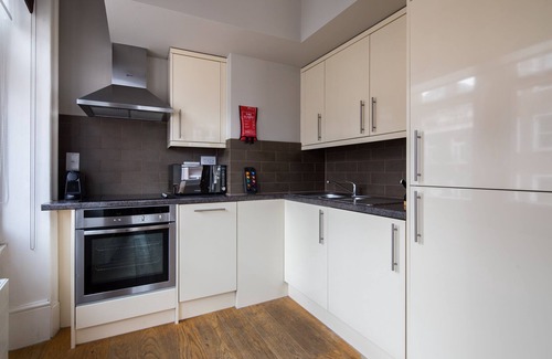 London City Centre Apartment | Cool Covent Garden Studio - Netflix & Nespresso