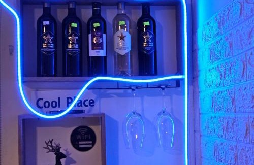 Ramat Gan Apartment | Cool place - חדרים דלוקס - ליד בי"ח "שיבא"-"בלינסון"-"בר אילן"-"מכללת ר"ג" - חניית רכבים P חינם זמינה 24-7 - חשבונית מס