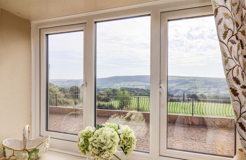 Briggswath Cottage | COOPERS COTTAGE, pet friendly, character holiday cottage in Egton