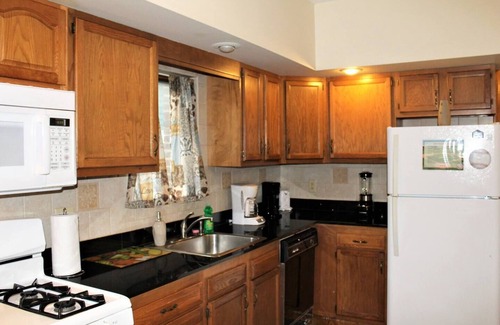 Oneonta Apartment | Cooperstown Baseball Rentals - Championship #3