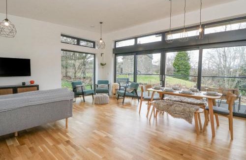 Aberfeldy House | Coorie In