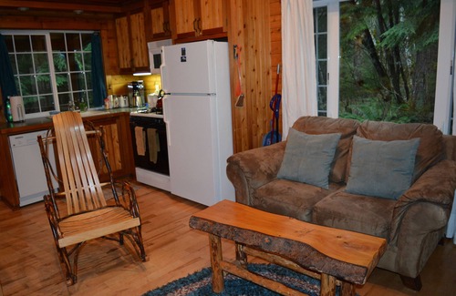 Ashford Cabin | Copper Creek Inn at Mt Rainier