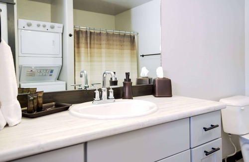 Butte House | Copper King Extended Stay Collection - 2 Bedroom Duplex