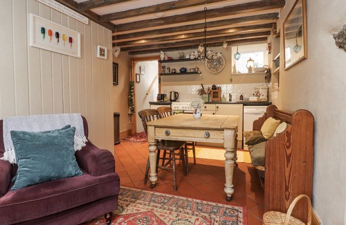 Beddgelert Cottage | COPPER MINERS COTTAGE, pet friendly in Beddgelert, Eryri (Snowdonia)