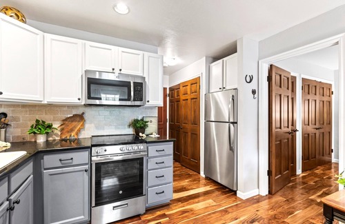 North Park City Condo | Copperbottom Inn by KBM