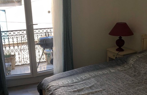 Villeneuve-les-Maguelone House | Coquette Petite Maison à Louer au Cœur du Village, 5 Minutes de la Plage !
