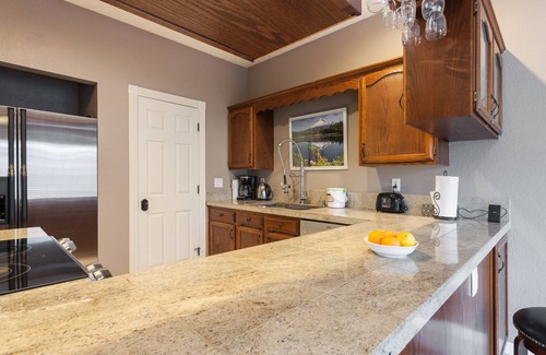 Brooklyn House | Cora Street Retreat - 2 bedrooms in Portland