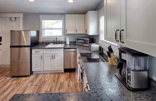 St. Augustine House | Coral Cottage Heated Pool/Walk to Everything