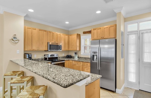 Key Colony Beach House | Coral Lagoon #13: Pool, Water Views, off Vaca Cut with Gulf & Atlantic Access