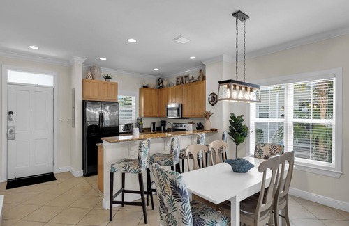 Coral Lagoon House | Coral Lagoon~Discounted Fall Rates ~please read description~ SLIP INCLUDED