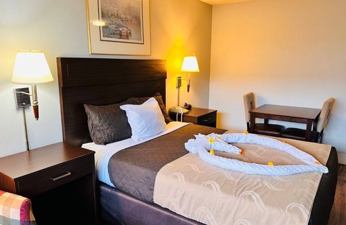 Ocean Shores Hotel | Coratel Inn & Suites By Jasper Ocean Shores - Standard 1 Queen Bed Non Smoking