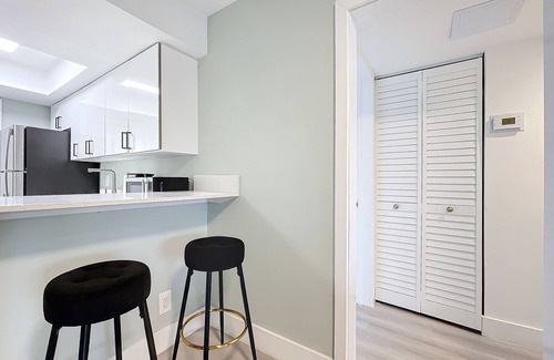 Lauderdale Harbours Apartment | Cordova Arms on the River by Rocketstay