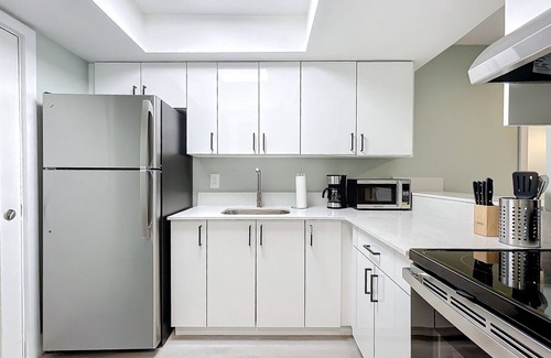 Lauderdale Harbours Apartment | Cordova Arms on the River by Rocketstay