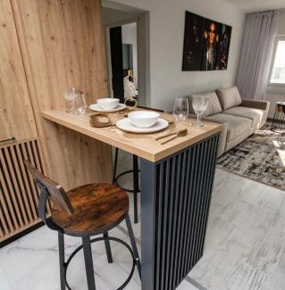 Tractorul Apartment | Coresi top