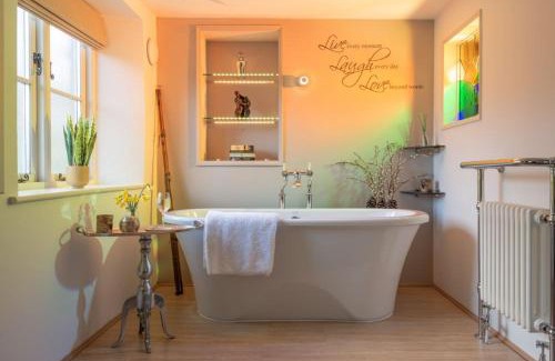 Umberleigh House | Corncott