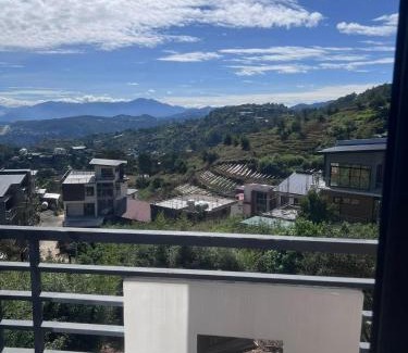 Baguio Villa | Cornell's Foggy Mountain Inn