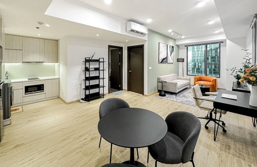 Bach Dang Riverside Apartment | Corner 1-Bed 52m2 Apartment with Riverview @Tresor 1304 D4