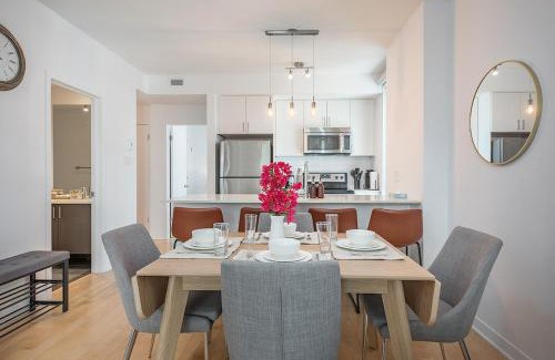 Cite Multimedia Apartment | Corner 2BR Old Port - Free Indoor Parking