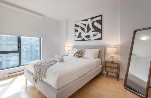 Cite Multimedia Apartment | Corner 2BR Old Port - Free Indoor Parking