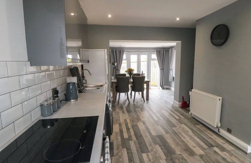 Bridlington Cottage | Corner Cottage