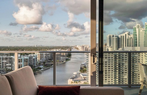 Hollywood South Central Beach Condo | Corner Luxury 2BR with Panoramic Ocean & Intracoastal Views