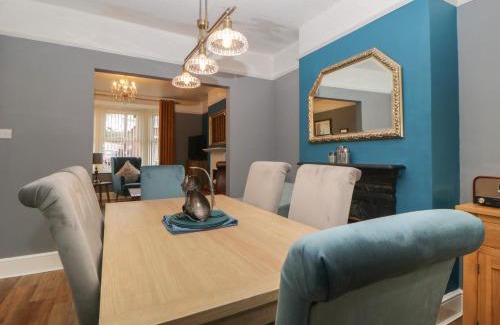 Sidmouth House | Cornerside