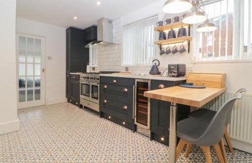 Sidmouth House | Cornerside