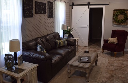 Mayville House | Cornerstone Crossing Retreat & Resort