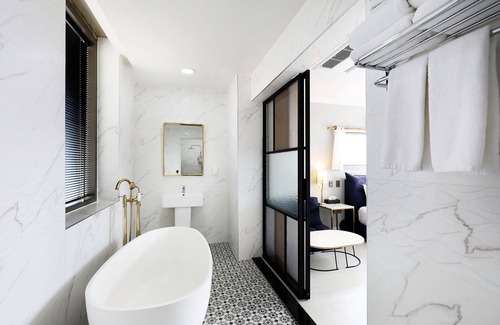 Seogwipo City Hotel | Cornerstone Hotel