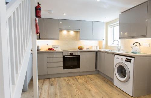 Camborne House | Cornish Views