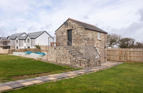 Stenalees House | Cornwall - Unique two storey barn