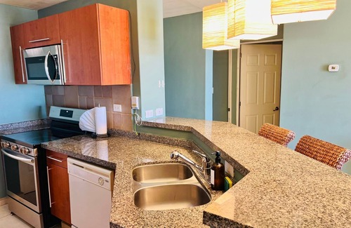 Las Conchas Resort | Corona del Mar by Rocky Host