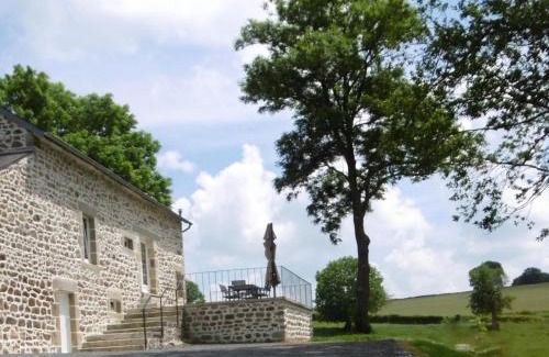 Marcillat-en-Combraille House | Corps de ferme rénové avec vue et Wifi à Marcillat - FR-1-489-369