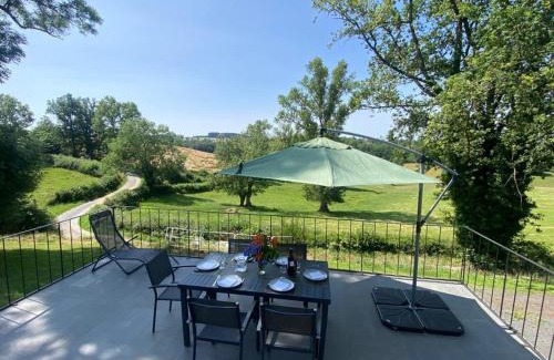 Marcillat-en-Combraille House | Corps de ferme rénové avec vue et Wifi à Marcillat - FR-1-489-369