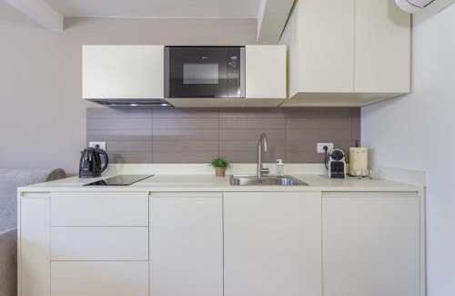 Old Town Apartment | Corso Adriano 13 - I Portici